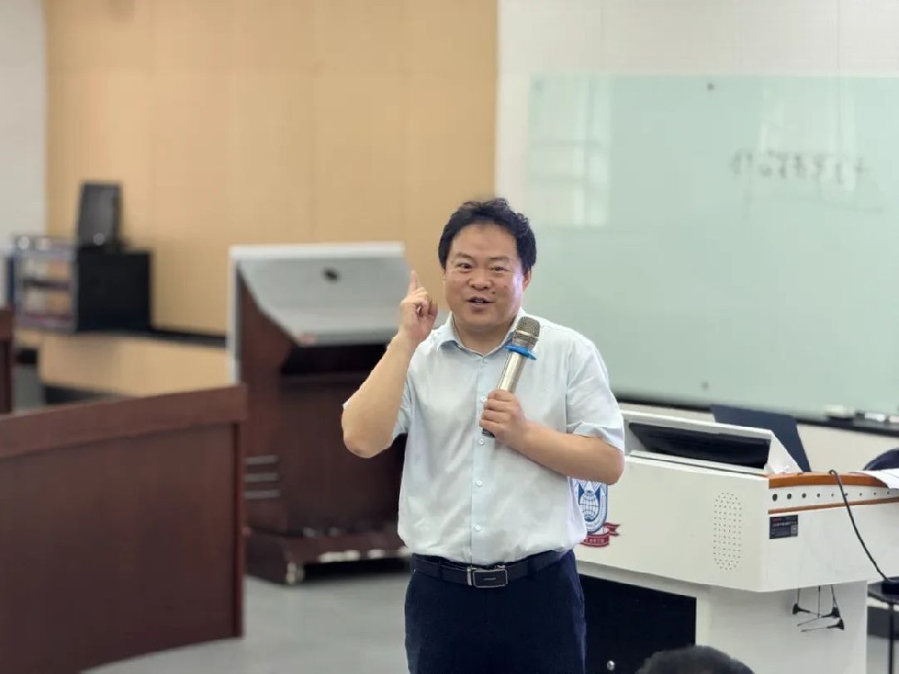 劉春華授課暨南大學(xué) | 從知識(shí)沉淀到戰(zhàn)力升級(jí)