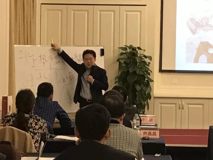 劉春華受邀為南通市如皋市兩新組織黨務(wù)工作者專題授課