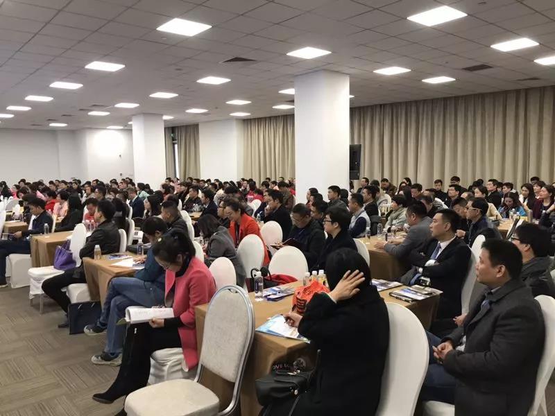 劉春華受邀為廣西中厚教育咨詢(xún)有限公司定制授課（下）